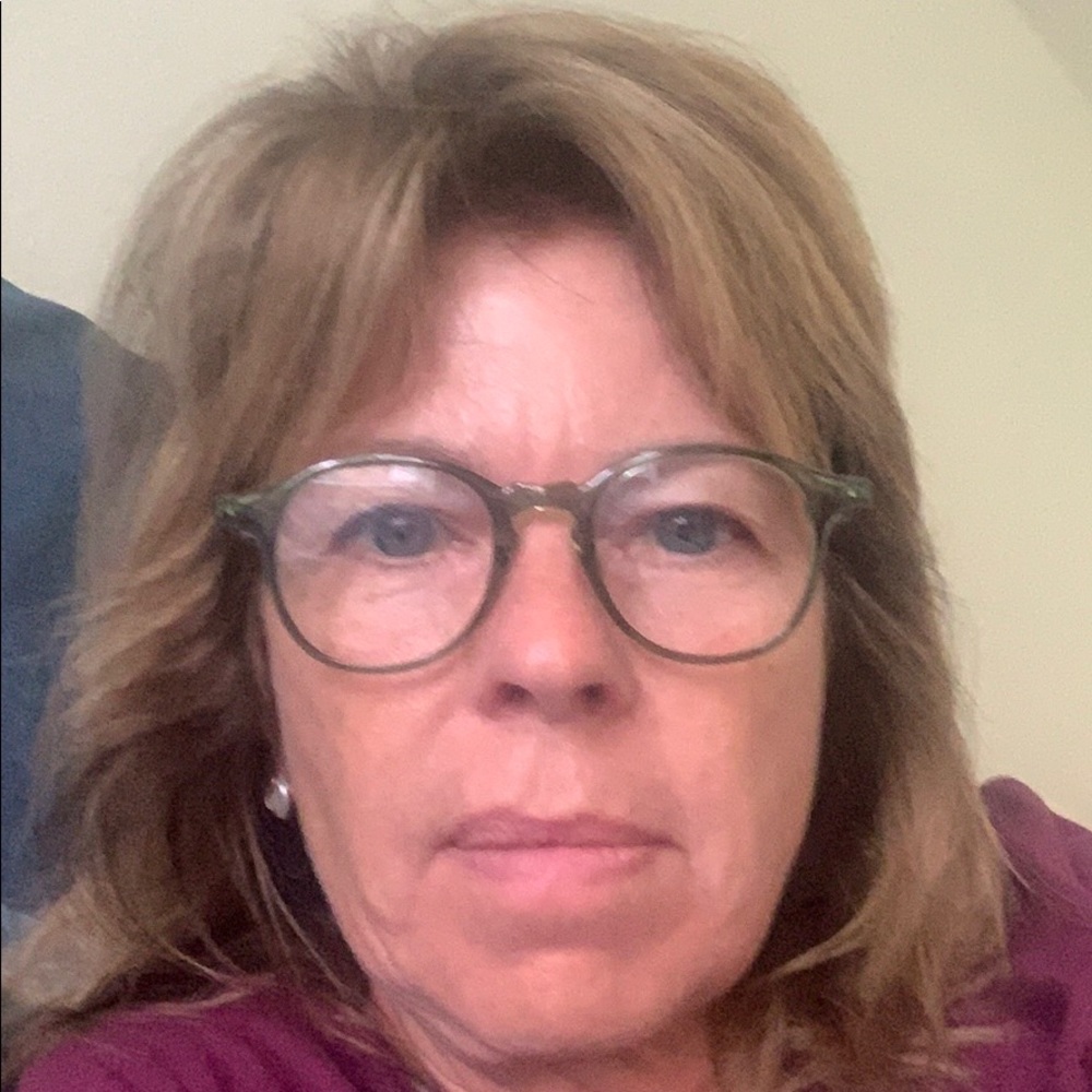 Meet your Posher, Edith